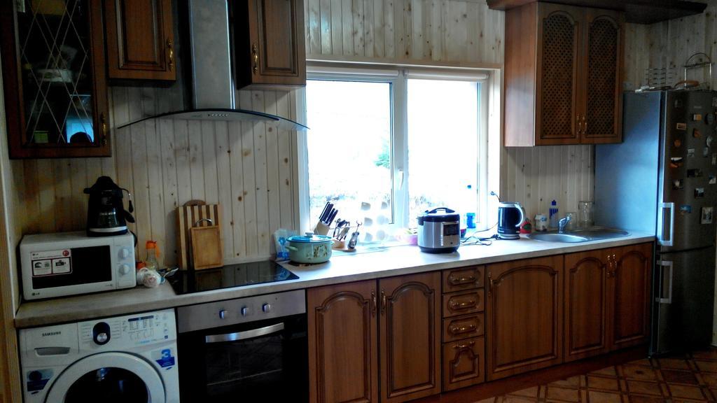 Cottage Ozerniy Lazeshchyna Δωμάτιο φωτογραφία