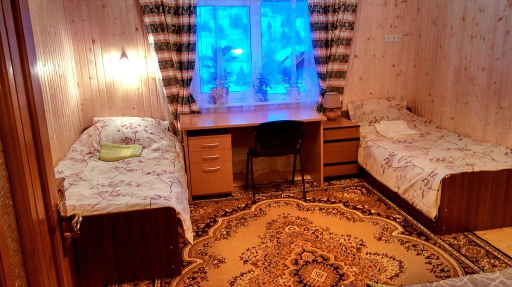 Cottage Ozerniy Lazeshchyna Δωμάτιο φωτογραφία