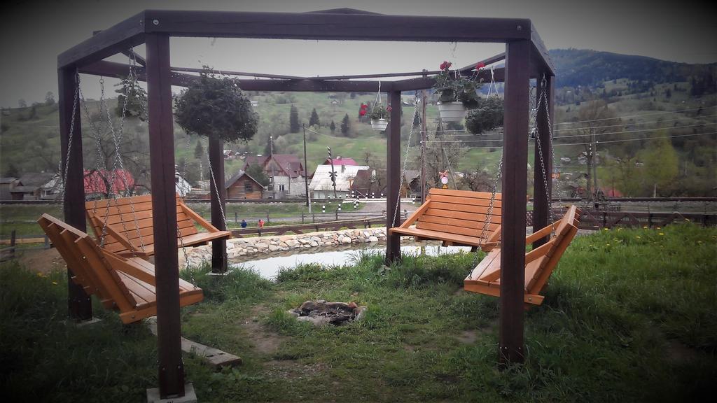 Cottage Ozerniy Lazeshchyna Εξωτερικό φωτογραφία